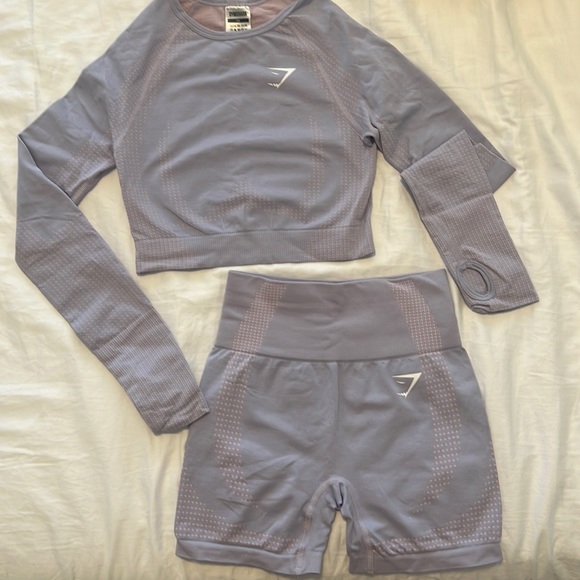 Gymshark set - Picture 1 of 3